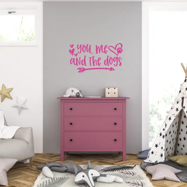 MC Living Muursticker - You Me And The Dogs - 46,4 x 84 - Roze
