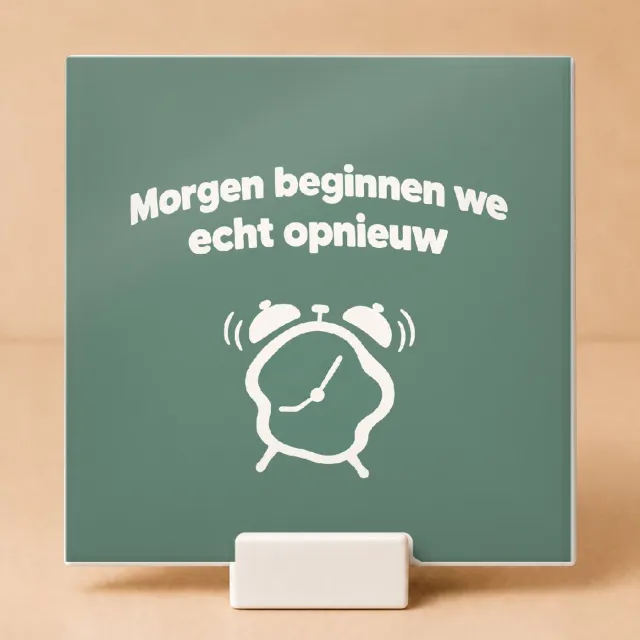 Bedruk King Retro jaren 70 'Nieuw jaar, zelfde chaos' Tegel – Vintage decoratief bord voor gezelligheidsliefhebbers - 11 x 11 cm met houder Wit