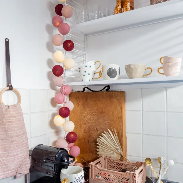 Cotton Ball Lights LED lichtslinger voor binnen - Handgemaakt en Fairtrade - 20 lampjes - Rosegarden