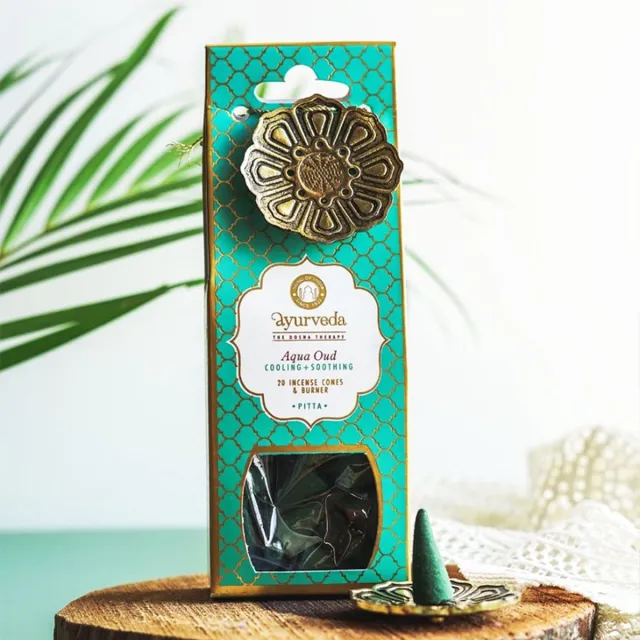 COPPER SPECIALIST Song of India - Song of India - Ayurveda Incense cones with Metal hanging burner - Aqua Oud (Pitta) - 20 stuks Messing