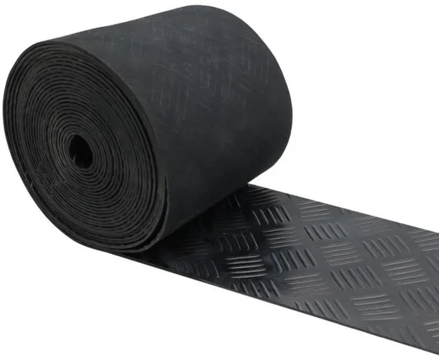 GOMbase Rubberstrip op rol - Traanplaat - 3mm - Breedte 20cm - rol van 10m zwart