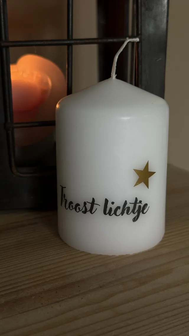 Afscheid & Troost Kaars - Troost Lichtje - Hart onder de riem - Cadeau - Afscheid & Troost AF-TK19-376TL wit met opdruk