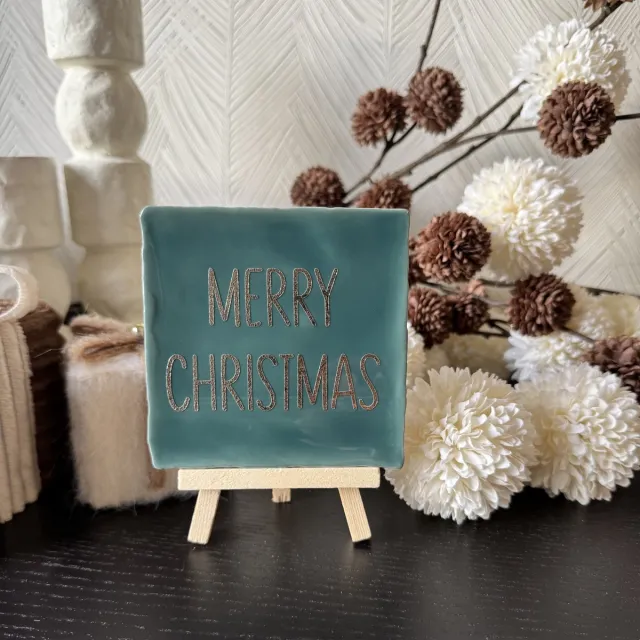 Hartjespost Tegeltje Merry Christmas donkergroen, goud | schoencadeautjes sinterklaas | tegeltjes met tekst | spreuktegel | tegeltjeswijsheden | Christmas | Xmas | kerstmis | decoratie kerst | 10x10