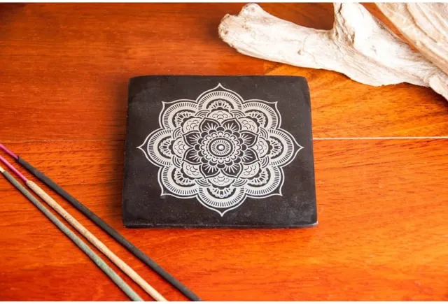 BERK Wierookhouder speksteen Mandala Zwart