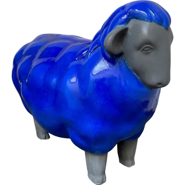 In & Out Deco Schaap staand hol beton, kleur blauw voor binnen en buiten.