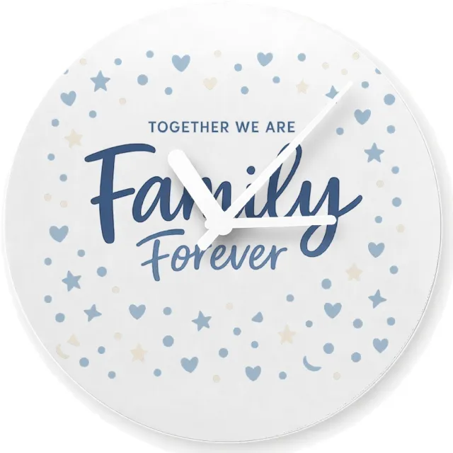 Mr Cadeautjes Glazen klok Ø 20 - design Een rustige familietypografische print met een speels stippe | cadeau Wit