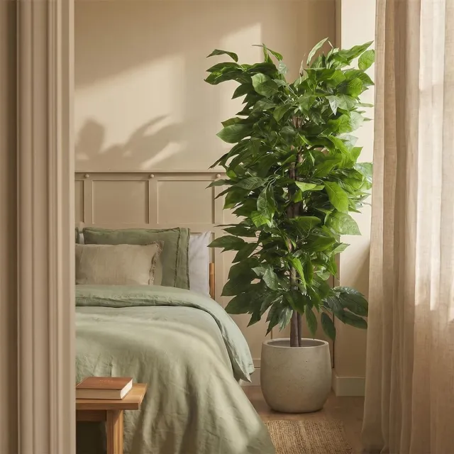 Famanu Grote decoratieve kunstplant voor binnen en buiten, realistische kunstplant voor thuis, 150 cm hoog Zwart