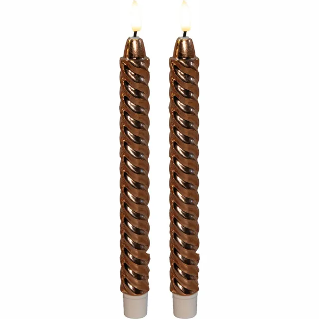 Anna's Collection LED dinerkaarsen - 2x st - koper - glimmend - 25 cm - swirl - 3D vlam