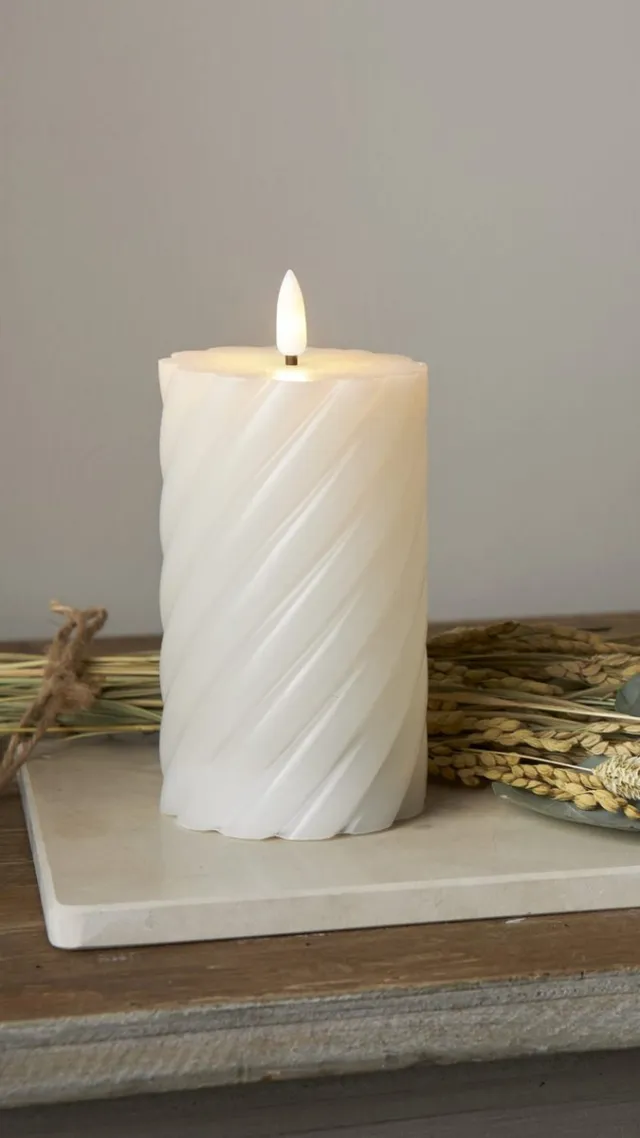 Star Trading LED Kaars White Swirl Kaars 15cm inclusief timer Wit