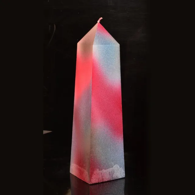 MilaNNE Candles by Milanne Obelisk Obelisk kaars - type Parijs - hoogte 34cm - BEKIJK VEDEO rood