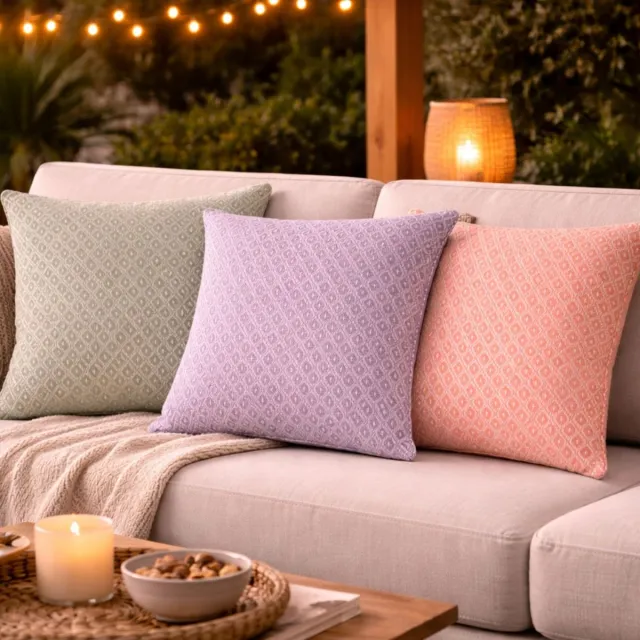 arti casa Cushion Purple Sierkussen - Paars met Ruitmotief Patroon - Gemaakt van Zachte Katoen - Zacht en Comfortabel Aanvoelend - Vierkant Model - Afmeting 45x45 cm - Kleur Paars
