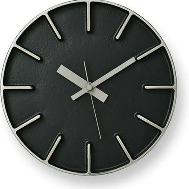 Lemnos Edge-Wandklok-Small-Zwart-Massief-Aluminium