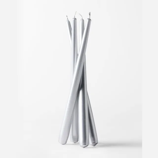 HEMA Dinerkaarsen 17x⌀2cm gotisch zilver - 4 stuks (zilver)