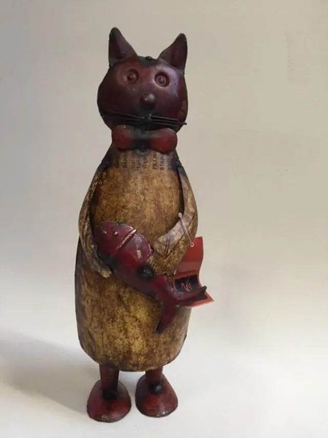 Yogi & Yogini Handgemaakte kat met vis beeldje - h46cm wit