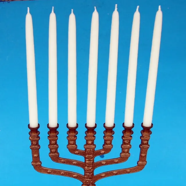 Candlelight 45 Menorah Chanoeka kaarsen 15,5 mm. dik - 200 mm. lang. Deze kaarsen passen niet in een standaard kandelaar! Ivoor