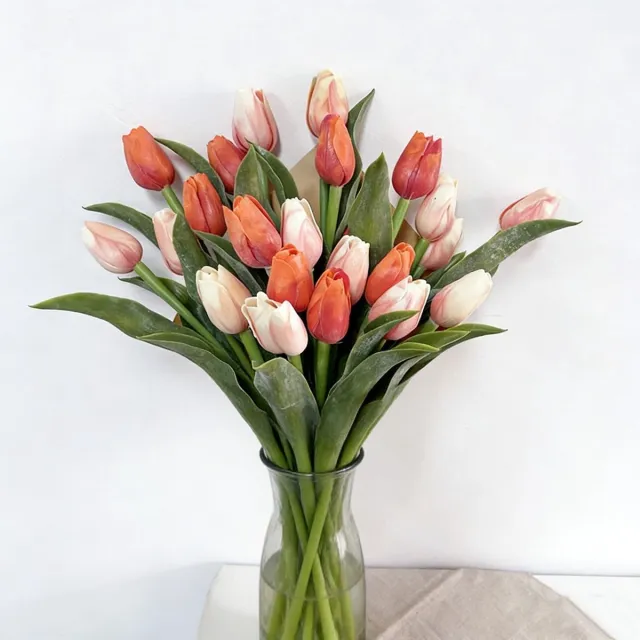 Zyronn 22 kunstmatige tulpen - 39 cm - Vintage stijl - met stelen - Realistisch uiterlijk - Geschikt als bloemstuk voor op uw eettafel - Verjaardagscadeau, feestcadeau oranje